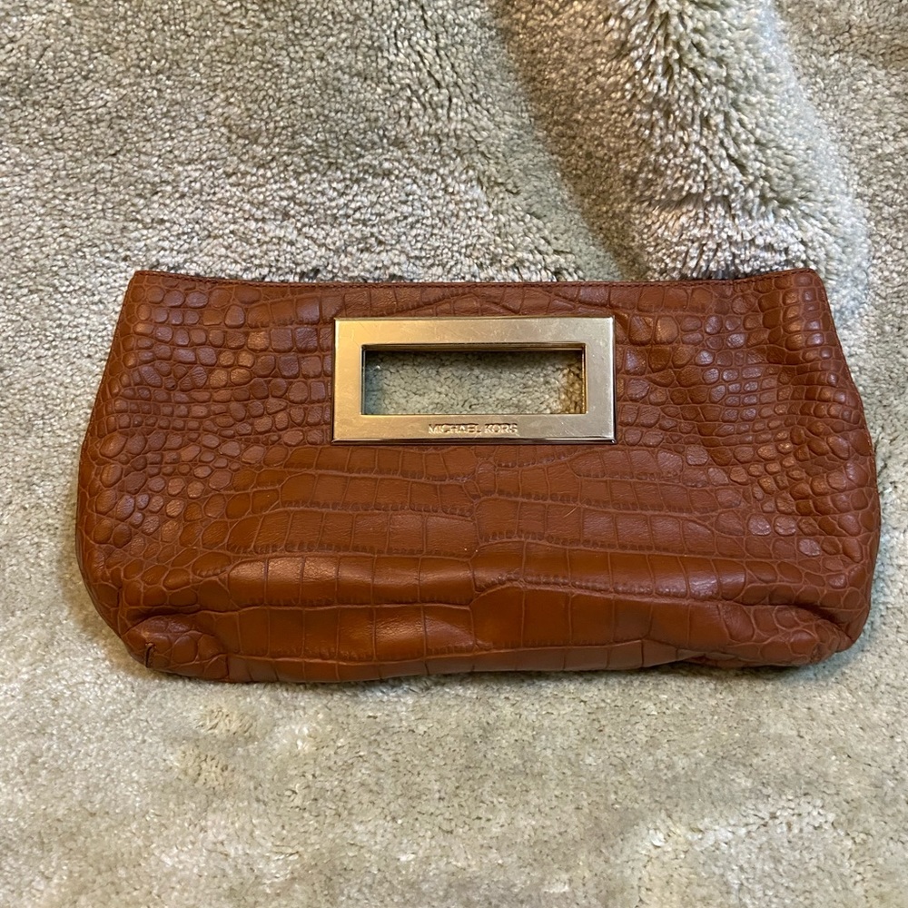 Great leather Michael Kors clutch.